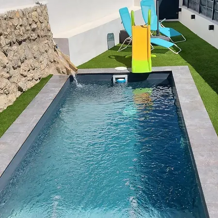 Casa Cueva A-tipica *
